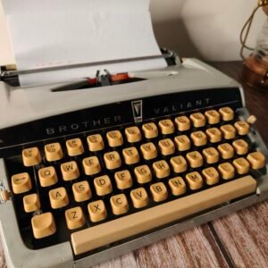 Brother Valiant Typewriter- Fully Functional Typewriter